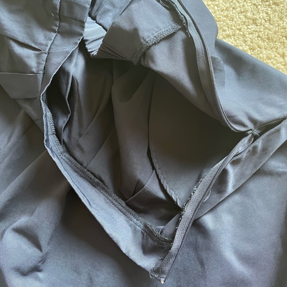 Midi skirt Navy blue EUC - Picture 4 of 7